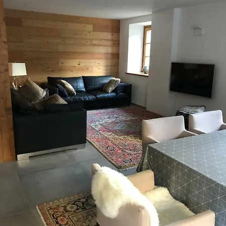Bear Hutte بيت للعطل