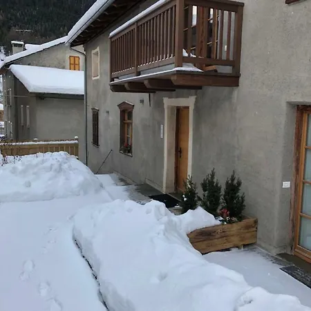 Bear Hutte بيت للعطل *
